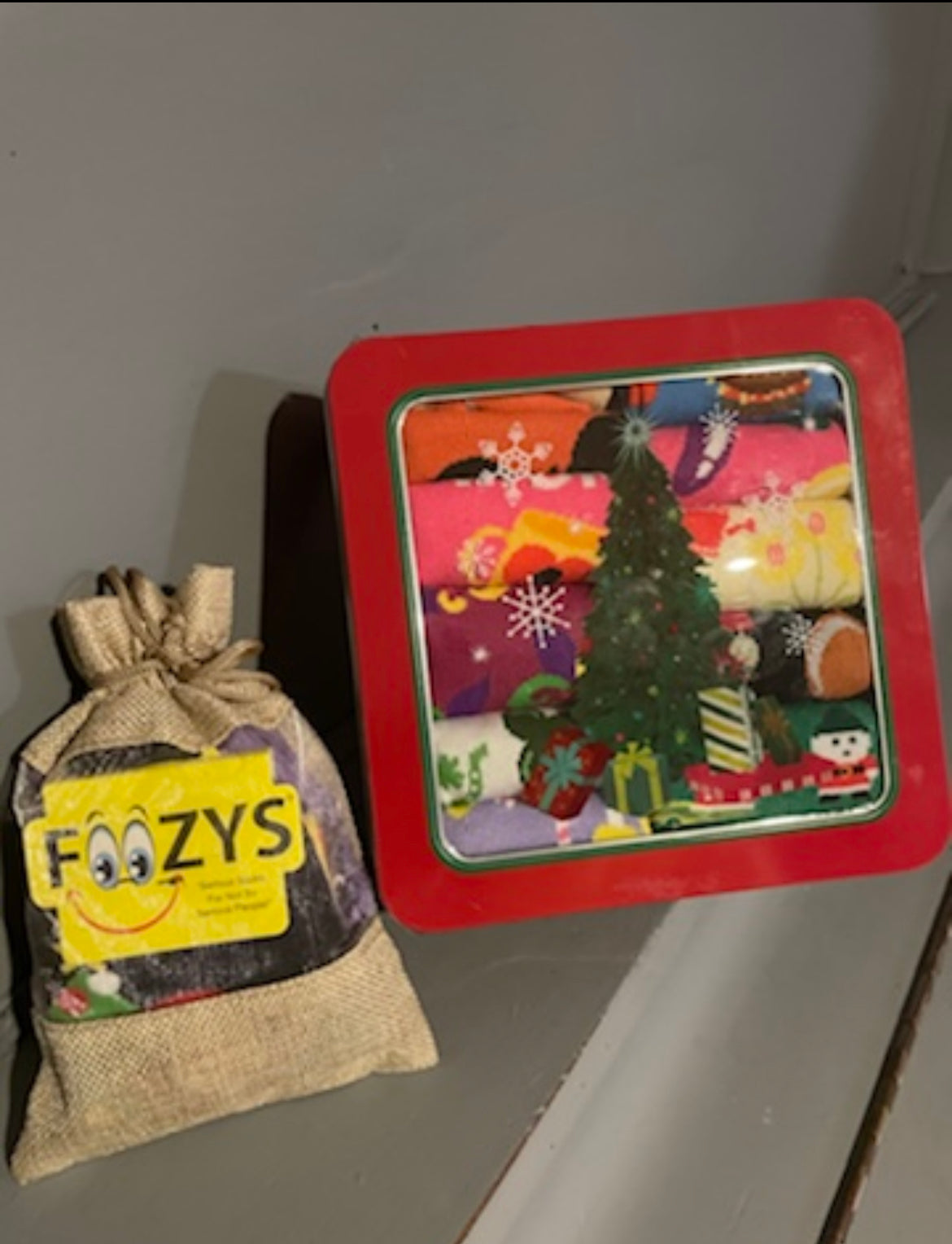 Foozys tin calendar collection